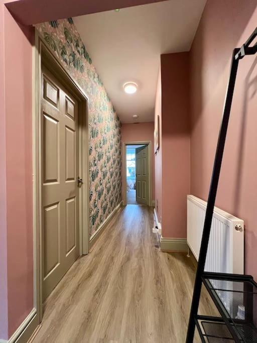 The Rose- Grd Floor, 2-5 Beds, Smarttv, Uni, Tram, M250 Fibre Διαμέρισμα Νότιγχαμ Εξωτερικό φωτογραφία
