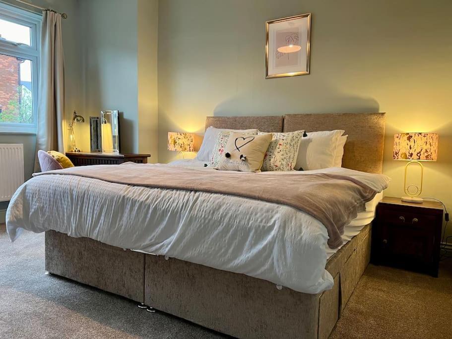 The Rose- Grd Floor, 2-5 Beds, Smarttv, Uni, Tram, M250 Fibre Διαμέρισμα Νότιγχαμ Εξωτερικό φωτογραφία